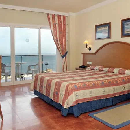 Isabel Hotel 4*