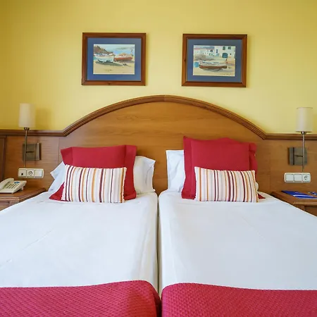 Hotel Isabel 4*