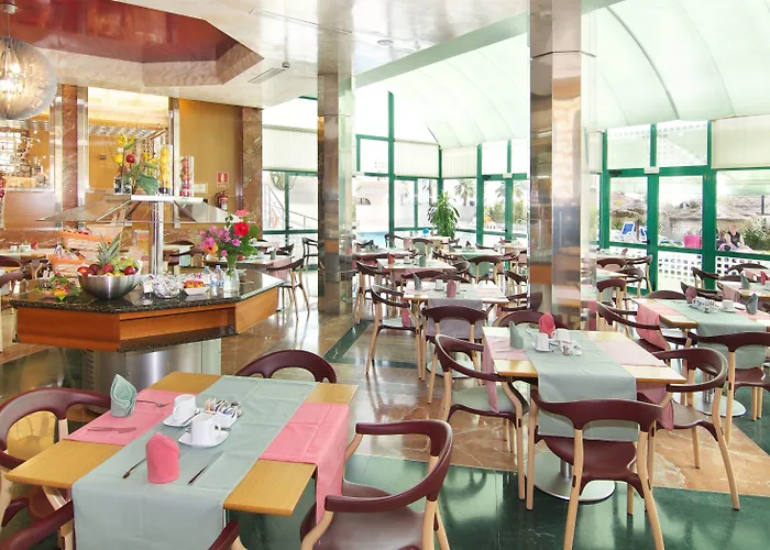 Isabel Hotell Torremolinos